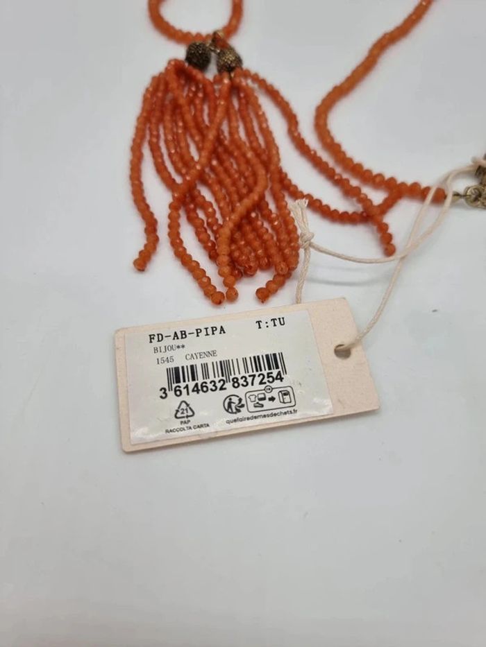 La fée maraboutée collier sautoir pieuvre en perles corail - photo numéro 9