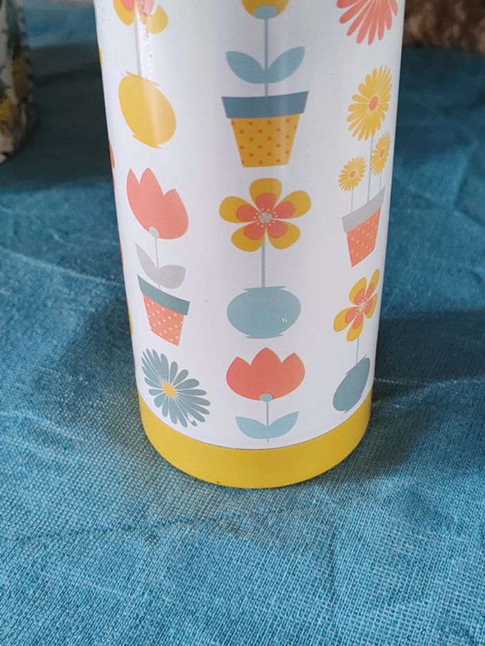 Thermos fleurs jaune et blanc - photo numéro 4