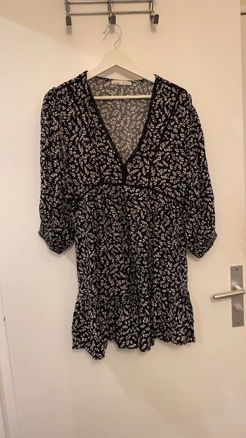 Robe courte manches longues