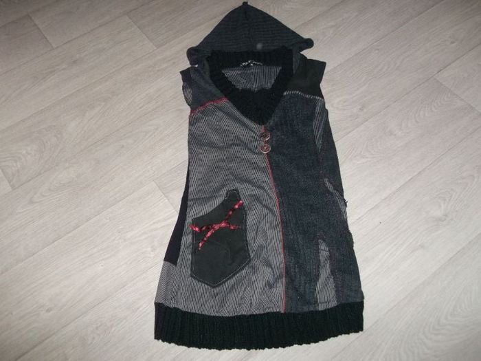 Robe LA MODE EST A VOUS pull à capuche, sans manches, multicolore 42 TBE