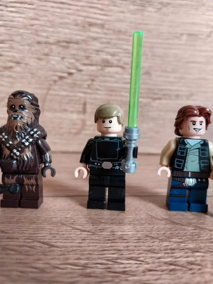 Figurines type lego Jedi Luke Skywalker Chewbacca Han Solo et Princesse Leia star wars - photo numéro 5