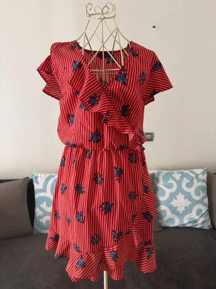 Robe courte Primark - Taille 38 - Très bon état - photo numéro 2