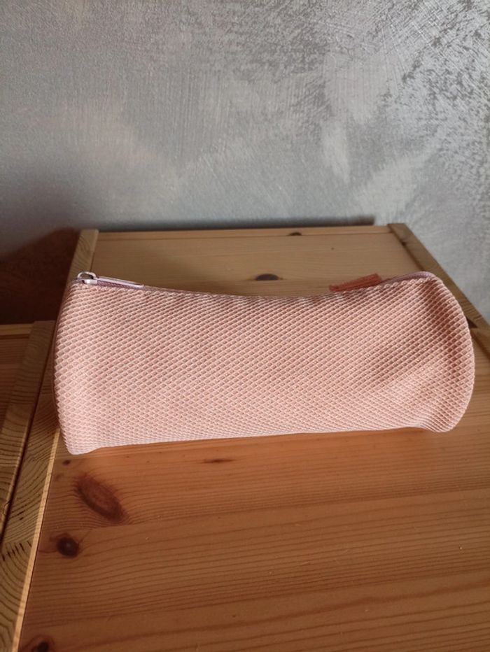 Trousse rose pailleté viquel