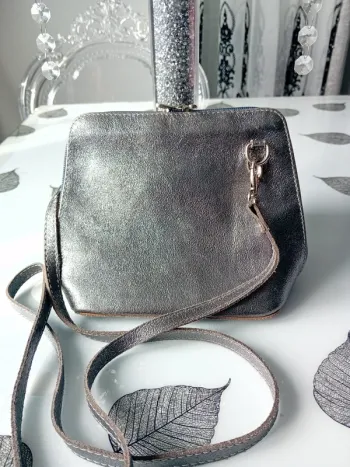 Petit sac en cuir