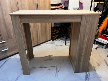 Mange debout + tabourets