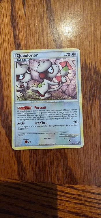 Carte pokemon queulorior holographique