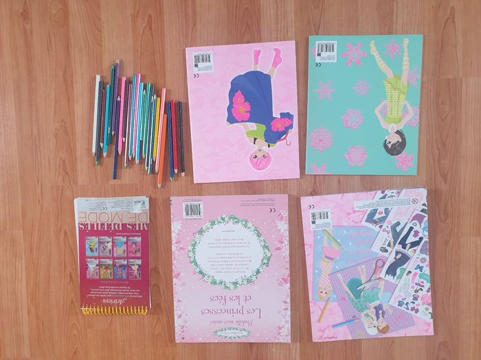 Lot créatifs et coloriage - photo numéro 2