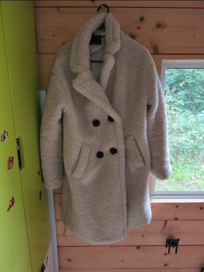 Beau manteau Moumoute long Bershka - photo numéro 4