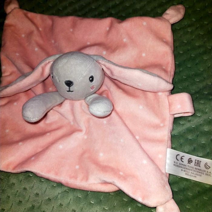 Doudou Plat Lapin Gris Rose Etoiles Blanc Attache Tétine Simba Toys - photo numéro 2