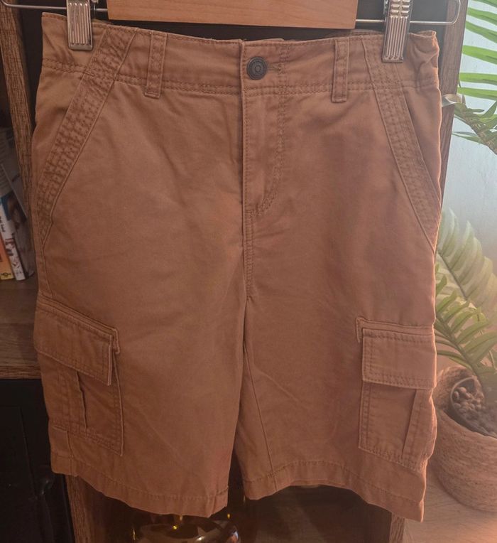 Short Tao,garçon, taille 8 ans