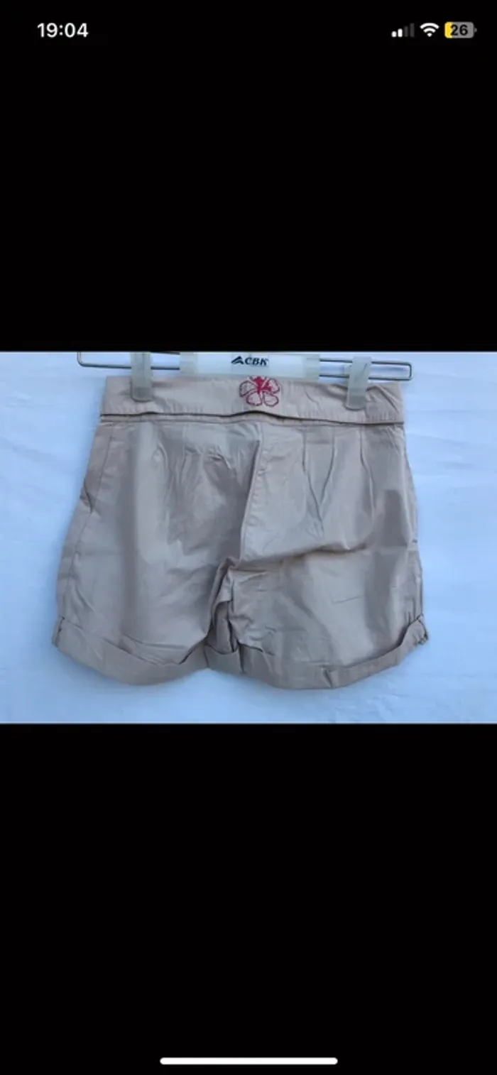 short beige - photo numéro 4