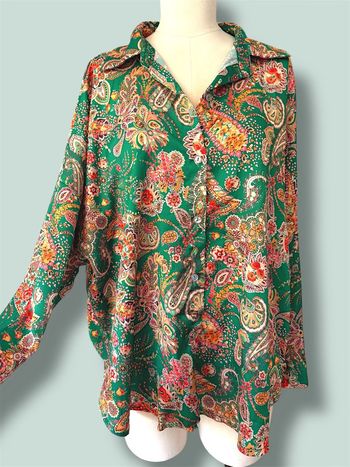 Chemise By izea