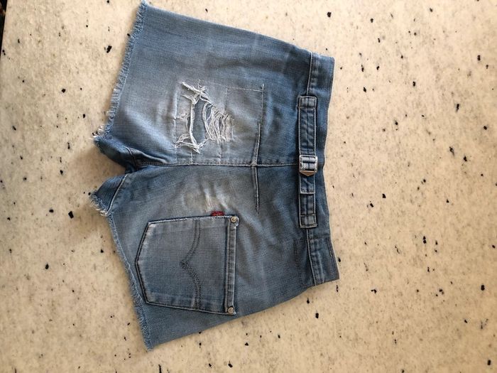 Short en jean Lévis W28 - photo numéro 3