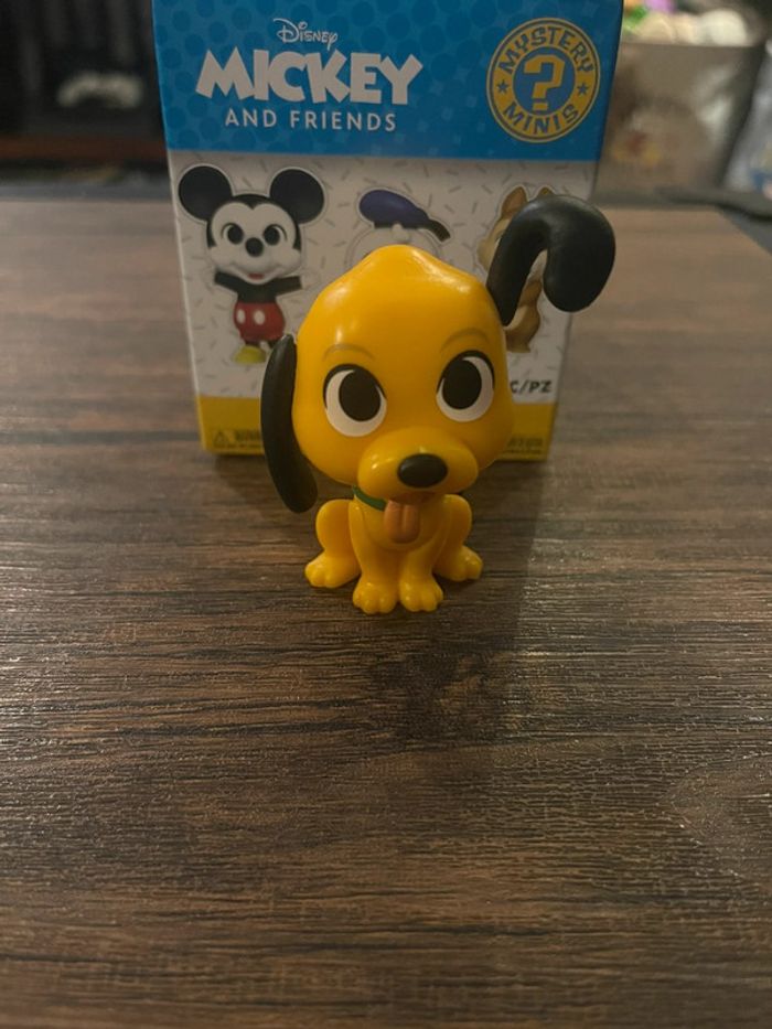 Figurine disney Pluto mystery minis