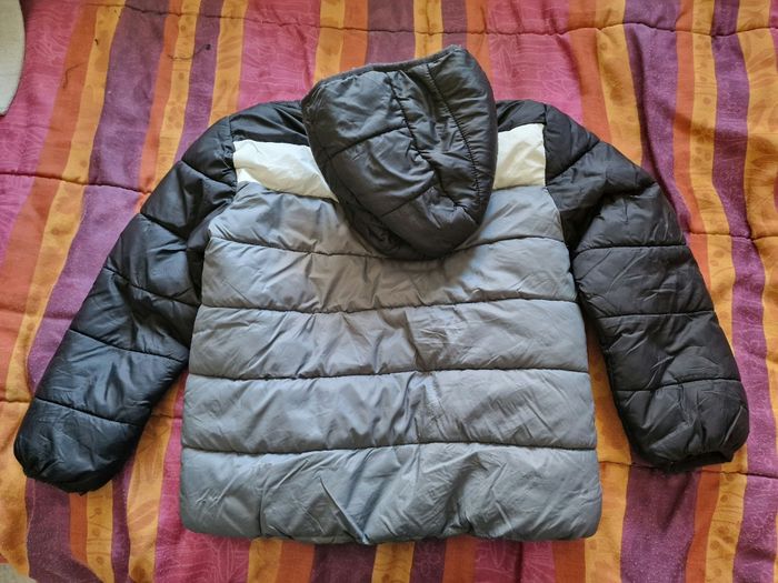 Doudoune tricolore pour "Traîner" - photo numéro 9