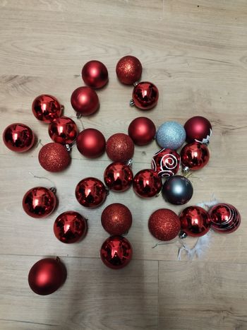 Lot de boules de Noël