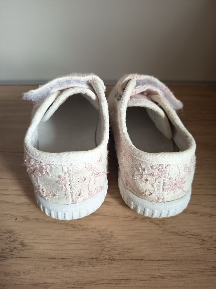 Chaussures en toile - photo numéro 3