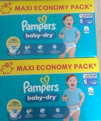 Couches Pampers Taille 5+, 176 couches.