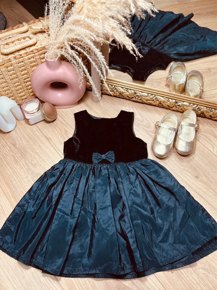 Taille 2 ans robe de fête fille Kiabi noire * velours satin * 🩷