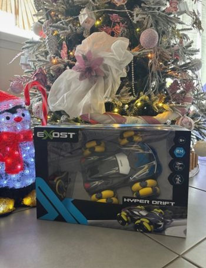 Voiture télécommandée hyper Drift - photo numéro 2