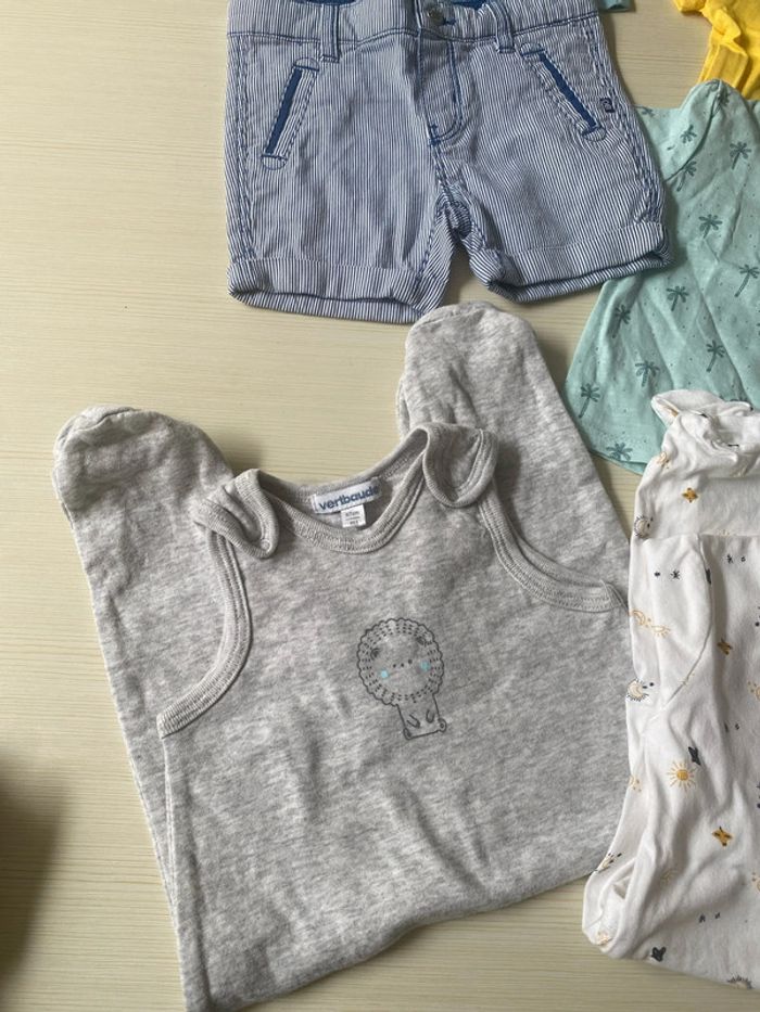 Très beau lot de vêtements - photo numéro 2