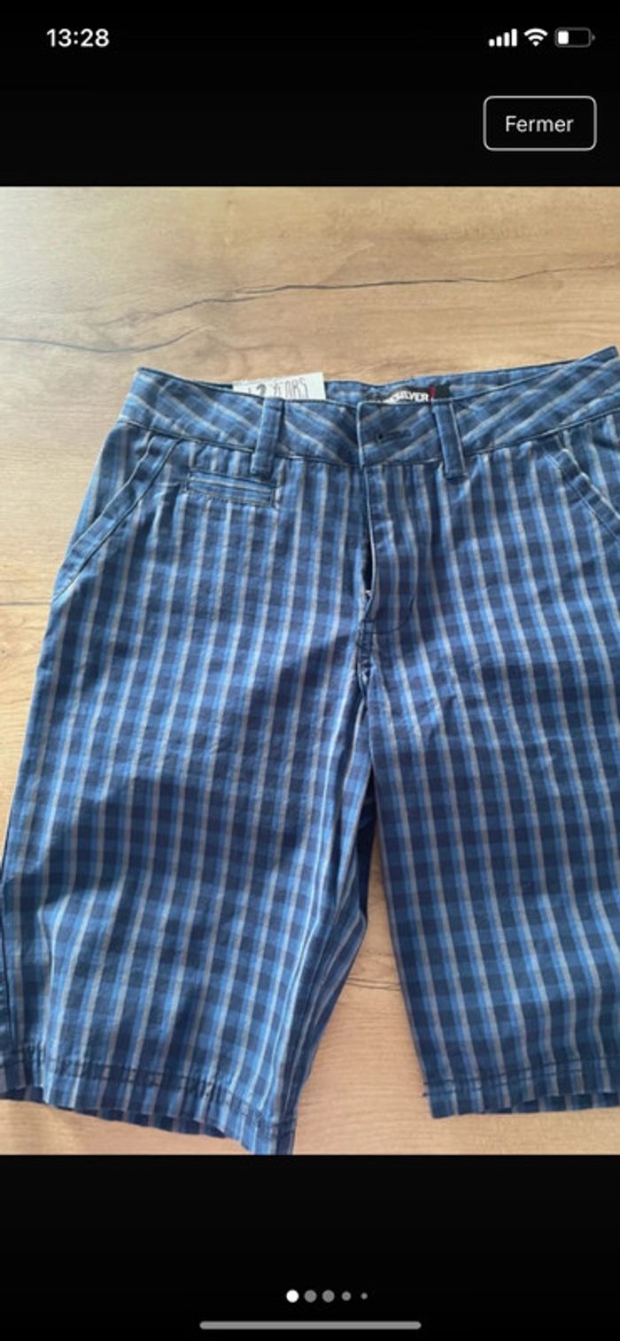 Short QuickSilver 12 ans
