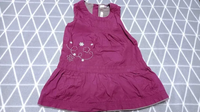 🦄 Lot 2  robes courtes, 23 mois - photo numéro 2