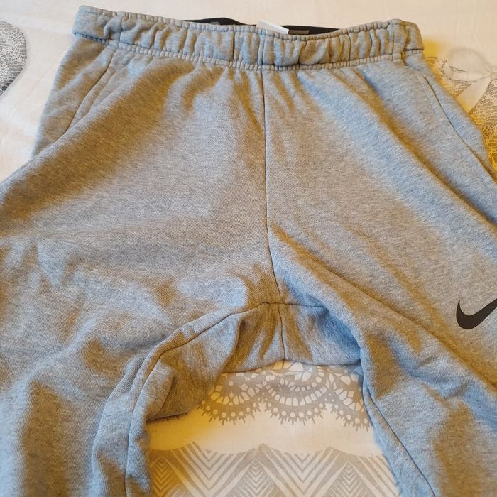 Pantalon de jogging nike de taille S - photo numéro 3