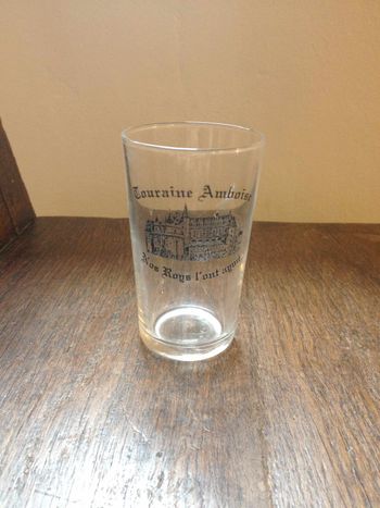 Mini verre transparent motif château 