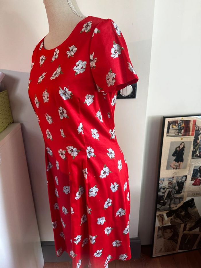 🌸Robe Caroll rouge à fleurs blanches – Taille 40 – Neuve avec étiquette 🌸 - photo numéro 6