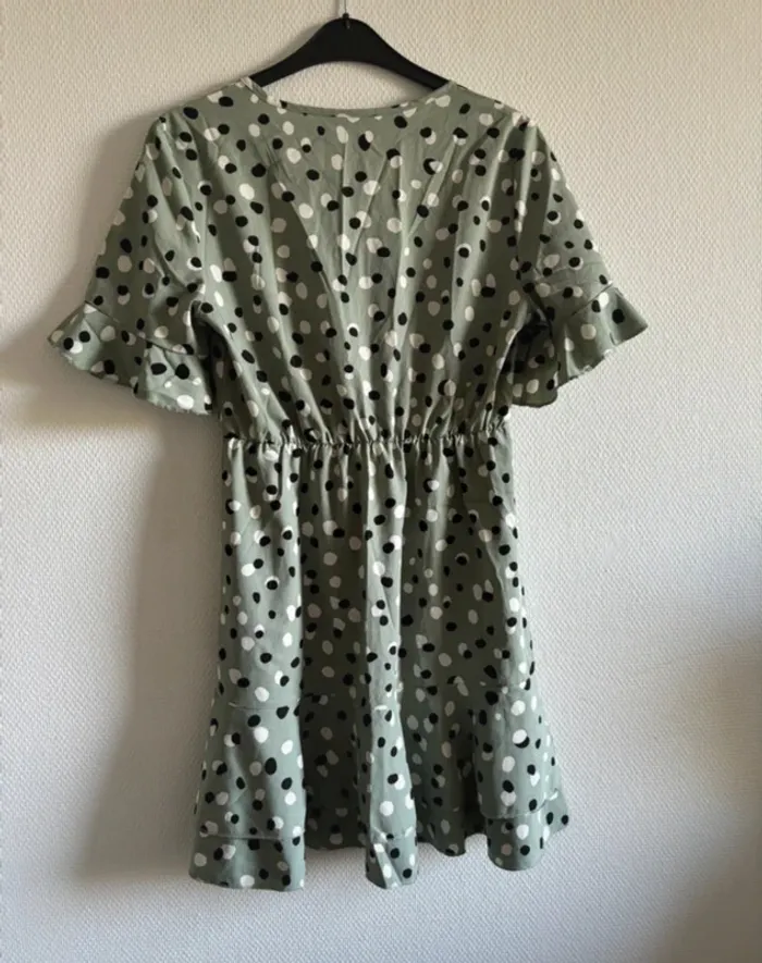 Robe vert sauge à pois - photo numéro 5