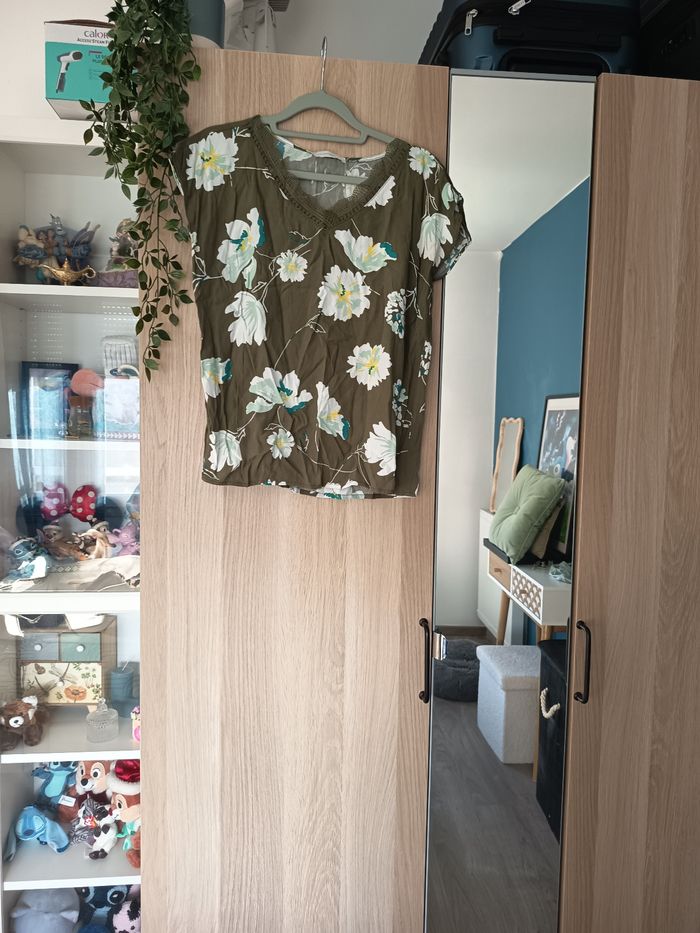 Blouse kaki fleur blanche promod - Taille M 38 - photo numéro 4