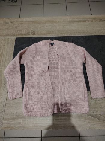 Gilet fille 5ans très bonne état 