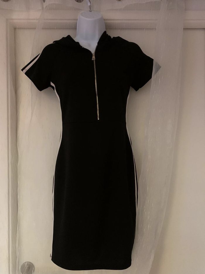 Robe capuche - photo numéro 2