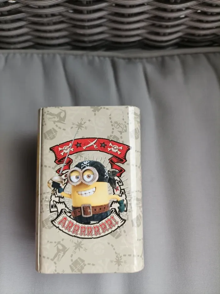 Joli pot à crayons Minions pirates - photo numéro 5