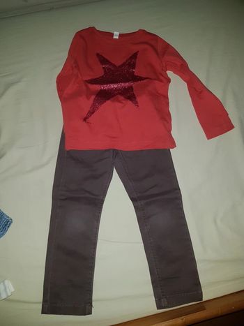 Ensemble jeans et tee shirt manches longues