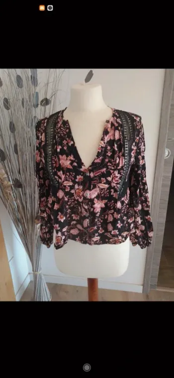 Blouse fleurie M Stradivarius