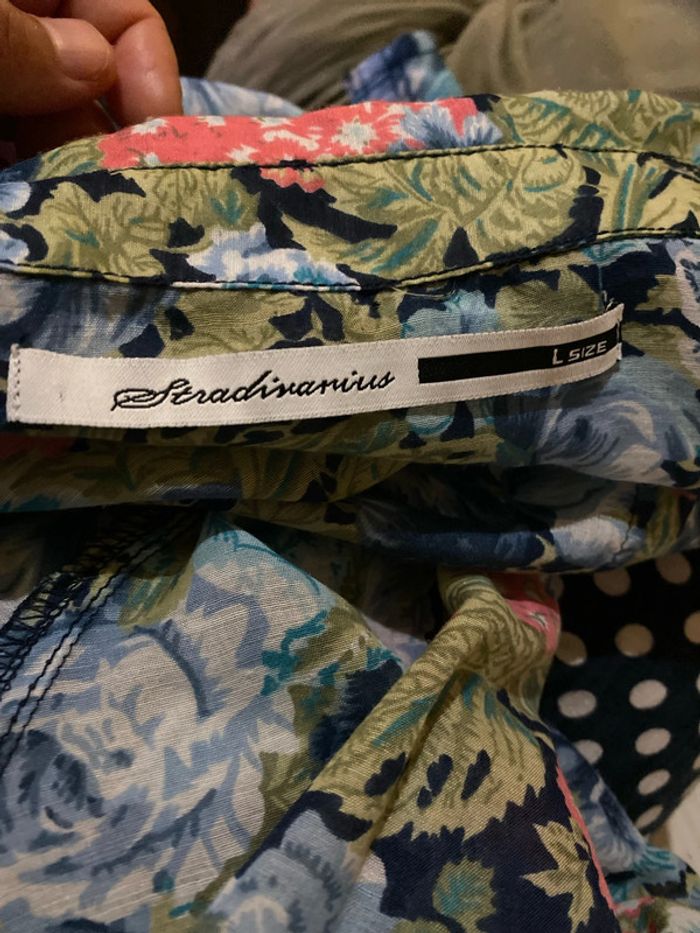 💙Chemise imprimée fleurs multicolores stradivarius Taille L - photo numéro 9