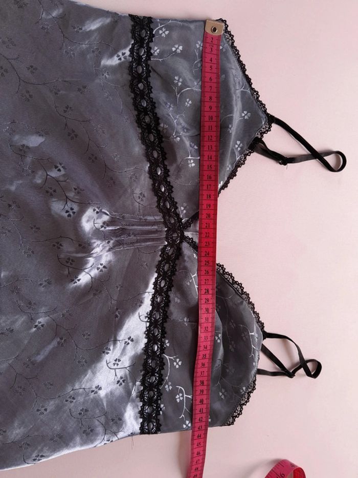 Nuisette Etam taille 40 - photo numéro 9