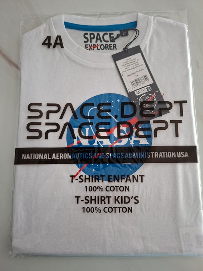 Tee-shirt NASA neuf avec étiquette taille 4 ans - photo numéro 2