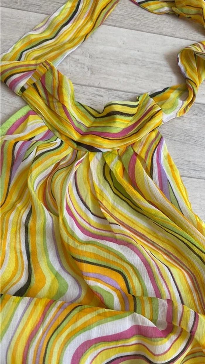 Robe jaune à rayures colorés - photo numéro 5