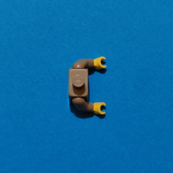Figurine en costume de gruyère LEGO 🧀 - Excellent état 🌟 - Envoi rapide🚚💨 - photo numéro 8