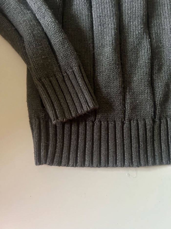 Pull / Gilet épais à capuche à boutons très bon état pour homme taille L couleur gris - photo numéro 6