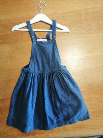 Robe Zara excellent état 4-5 ans