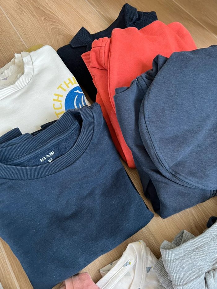 Lot vêtements 6ans - photo numéro 5