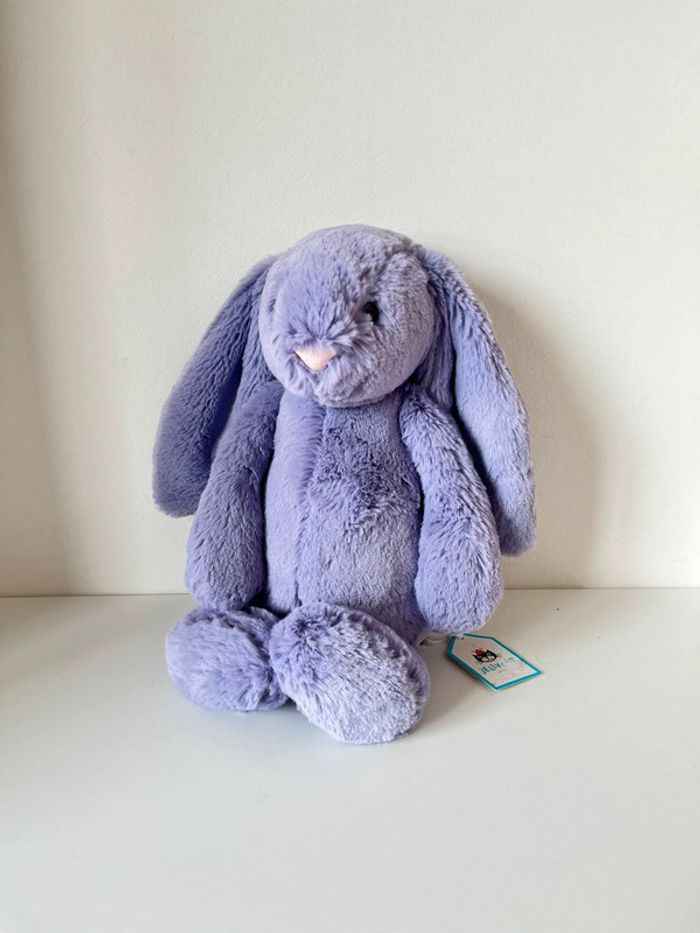 Médium bashful Viola bunny Jellycat
