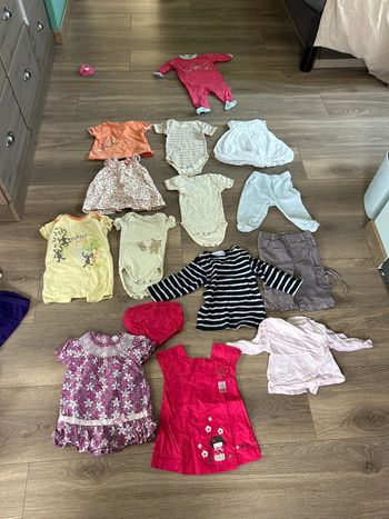 Gros lot vêtements(31pieces) printemps été fille 6 mois