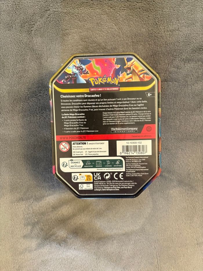 Pokebox mega dracaufeu me2.5 neuf - photo numéro 2
