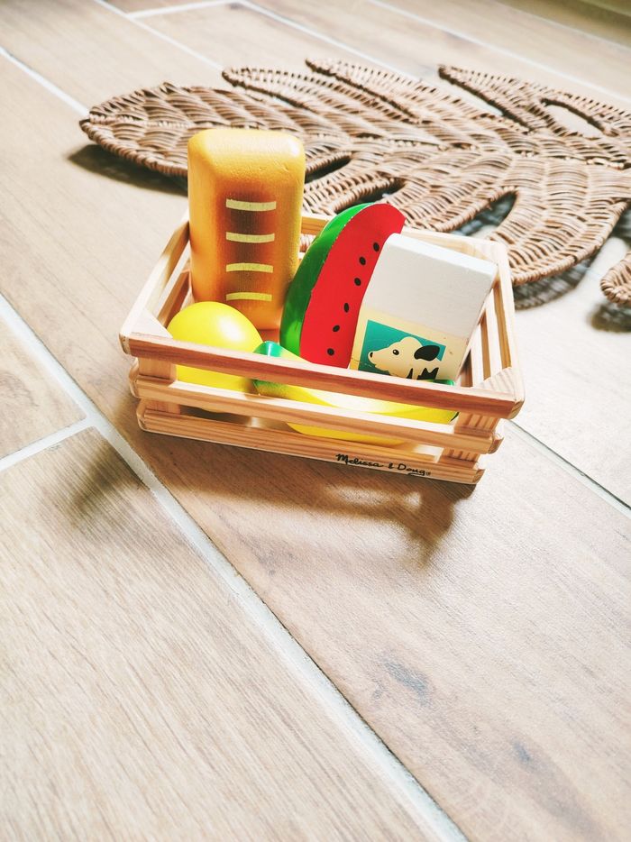 🍋Dinette cagette divers aliments fruits, lait... marque Melissa et Doug