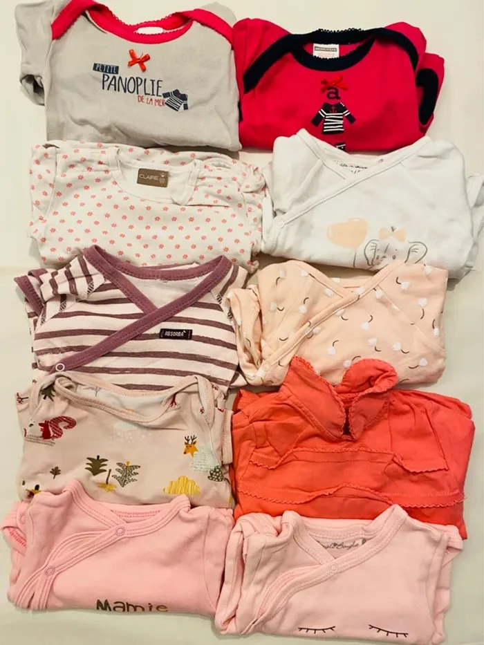 Lot 10 bodies manches longues fille 6 mois